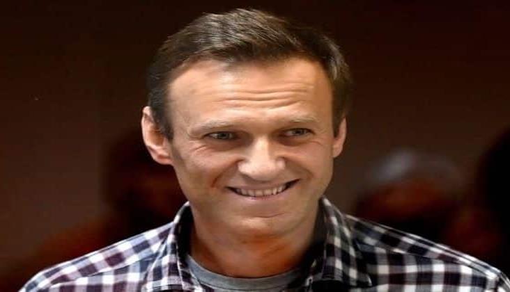 Desconocen paradero de Navalni tras cambio de cárcel en Moscú