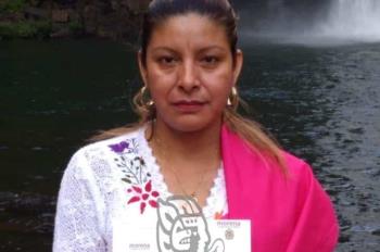 Mujer popoluca busca por Morena, alcaldía de Soteapan


