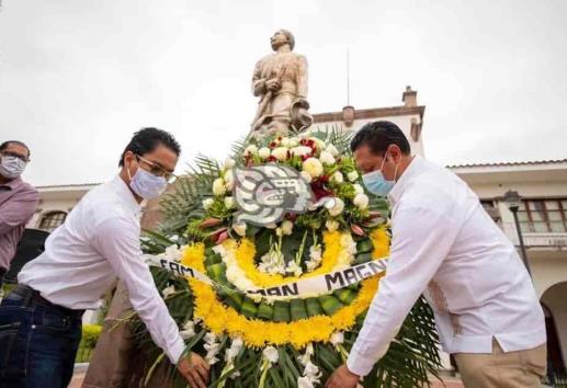 Acayucan y Sayula conmemoran el 92 Aniversario Luctuoso del General Miguel Alemán 

