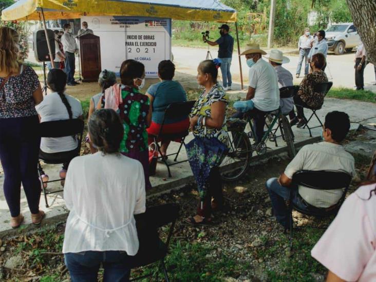 Presenta alcalde de Cosamaloapan, paquete  de obras 2021