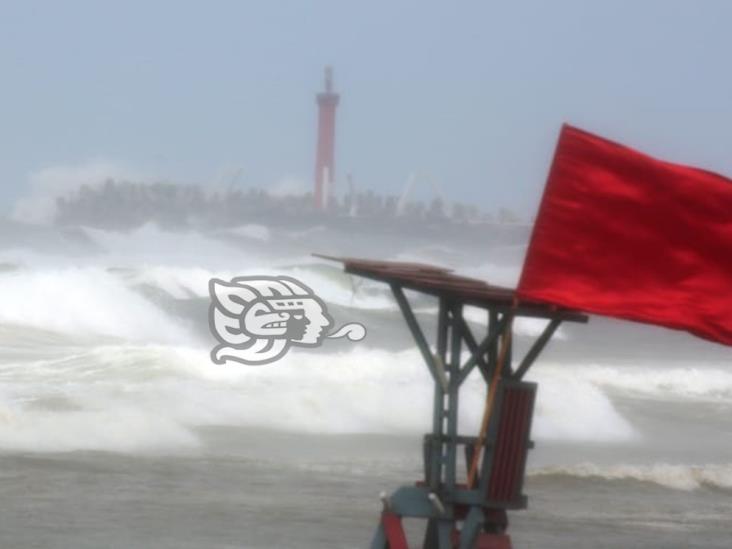 Bandera roja en playas de Boca del Río por nortazo