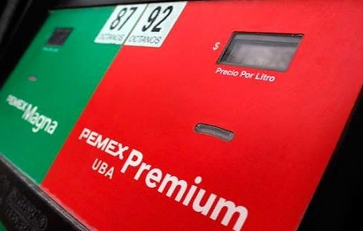 Pemex en Coatzacoalcos oferta la gasolina más barata del país