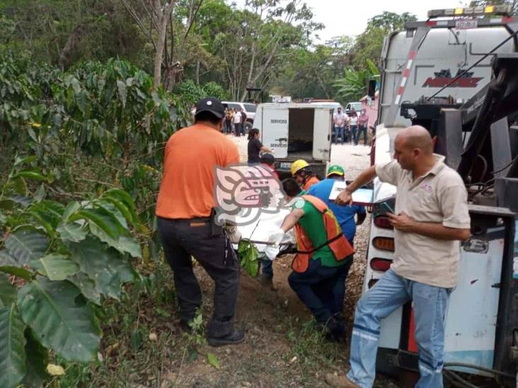 Trabajadores de Xico mueren aplastados por motoconformadora