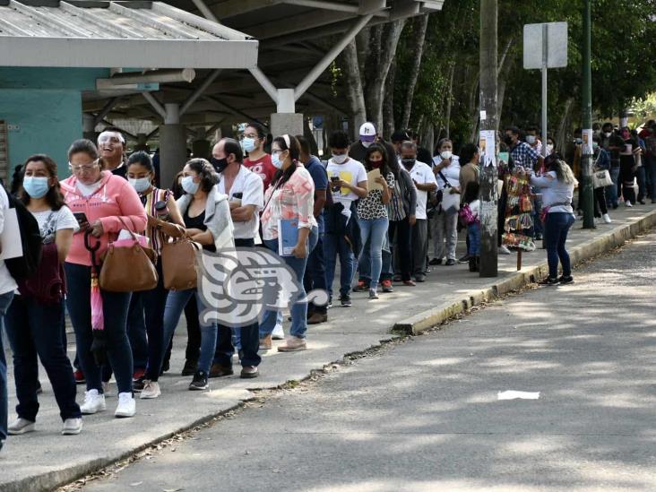 Por sobredemanda, ‘volaron’ vacunas de Tuxpan a Xalapa