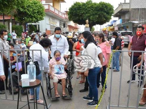 Sin vacunar contra COVID-19, 30% de adultos mayores en Veracruz