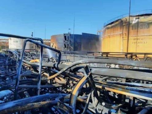 Clasifican de confidencial información sobre explosión en refinería Lázaro Cárdenas