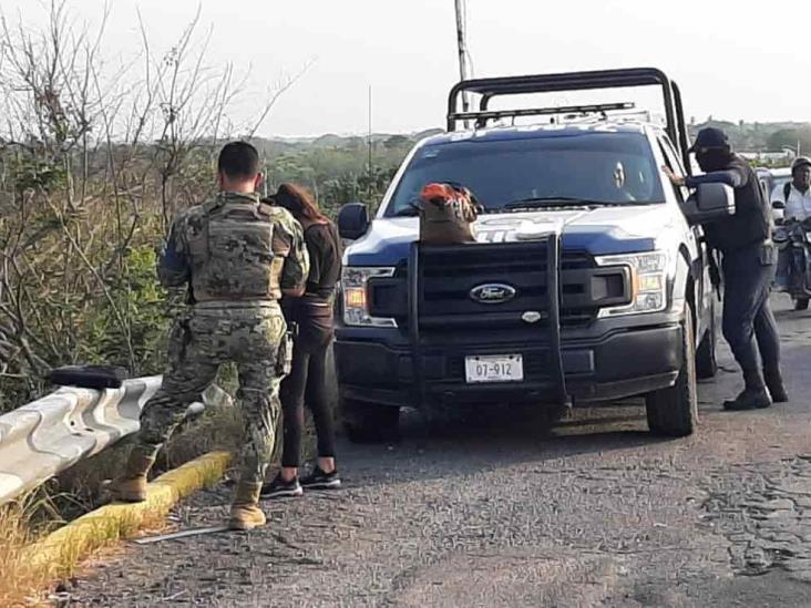 Joven intenta suicidarse en puente de Veracruz