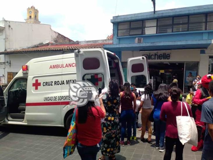 Bomberos, Cruz Roja y maestros celebran el Día del Niño en Xalapa