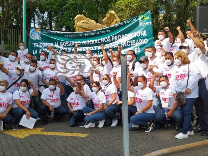 En IMSS Veracruz norte, hasta 6 mil trabajadores sin vacuna covid