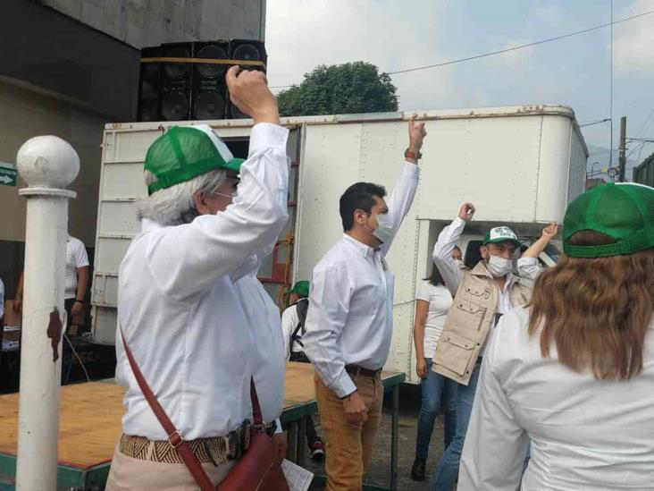 Trabajadores del IMSS encabezan mitin en Orizaba