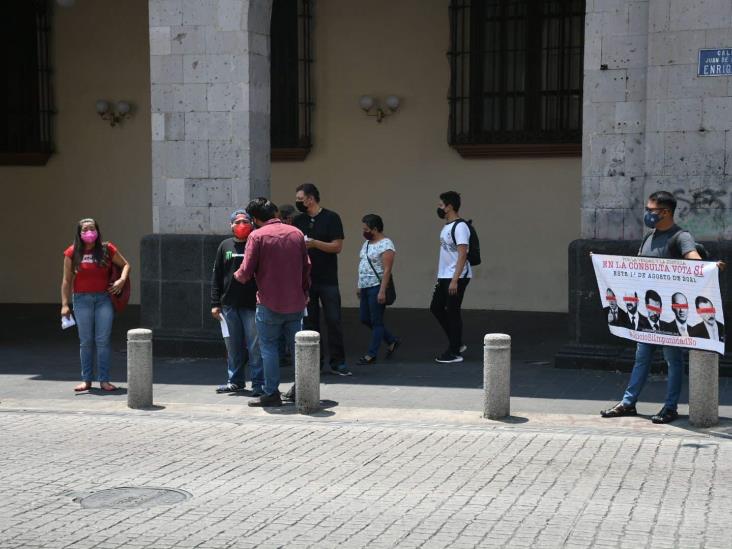 Sobrevivientes de Ayotzinapa piden participar para enjuiciar expresidentes
