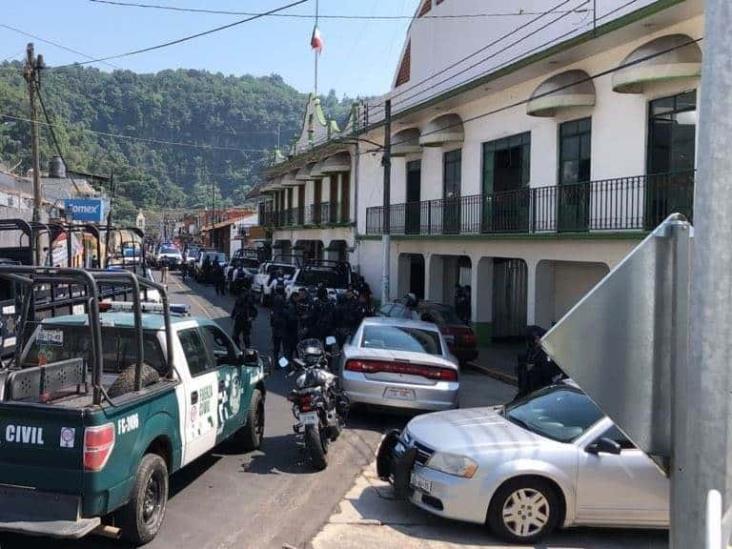 Desarman a Policía Municipal de Jilotepec