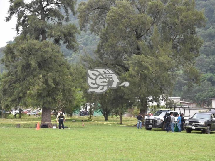 Sicarios acribillan a hombre en Huiloapan y burlan a fuerzas policiales