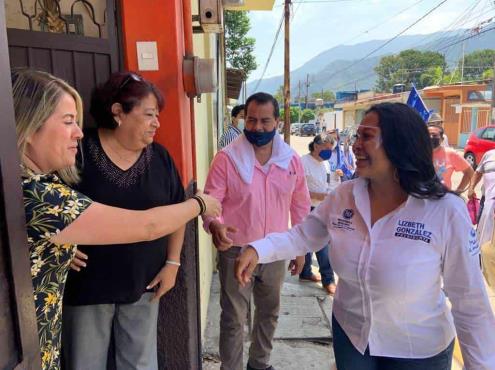 Buscará Lizbeth González municipalizar agua en Río Blanco