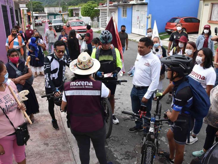 En Ixhuatlancillo, piden mejoramiento de servicios públicos a candidatos de Morena