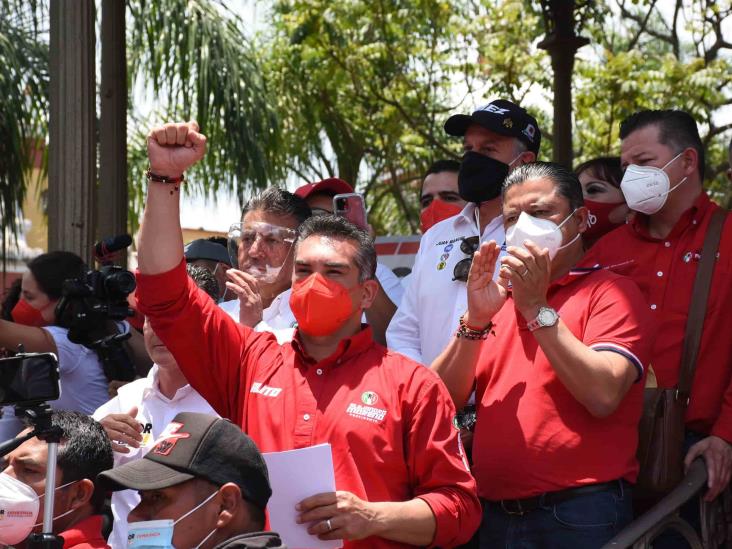Alejandro Moreno visita Orizaba; respalda candidaturas de Diez y Rojí