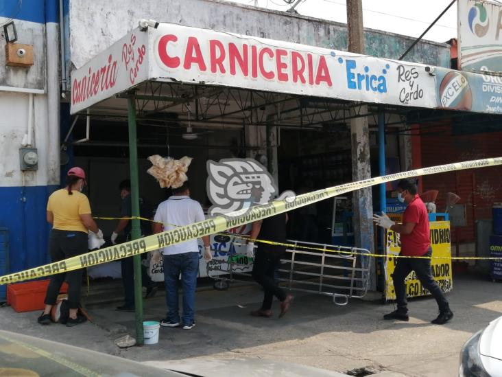 Asesinan a carnicero en Coatzacoalcos; otra víctima del cobro de piso