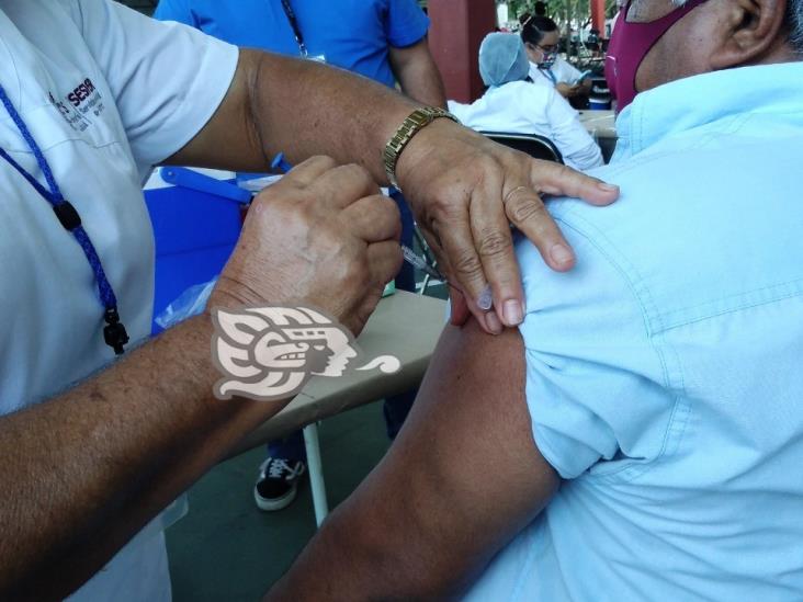 Personas que no confiaban en vacuna, ya fueron atendidas en Coatza