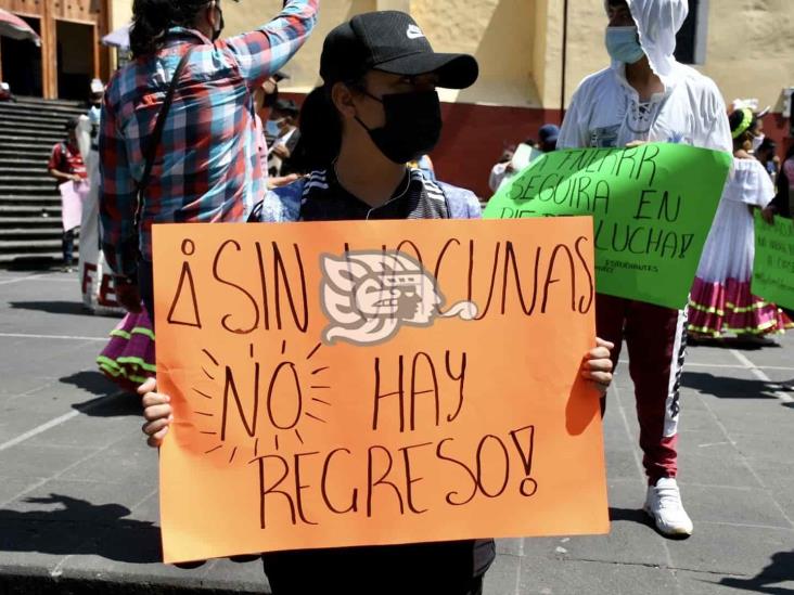 FNERRR demanda vacunas contra COVID-19 para estudiantes