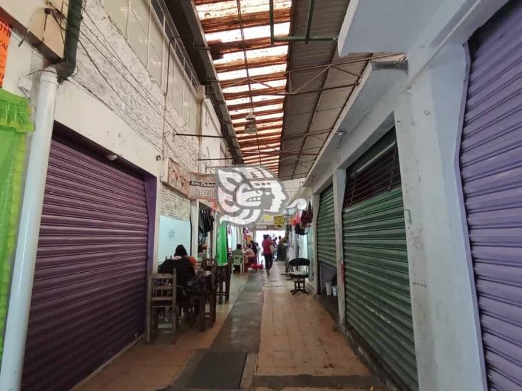 Mercado Los Sauces, abandonado por autoridades de Xalapa