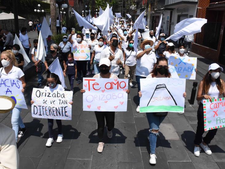 Candidatos punteros a alcaldía realizan caravanas en Orizaba