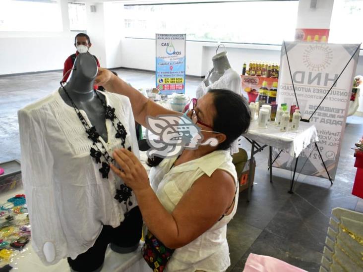 Emprendedores de la región sur de Veracruz llevan a cabo la Expo Venta