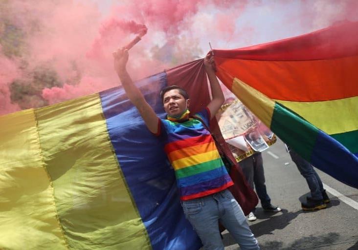 Colectivos LGBT+ buscan crear Instituto Nacional para la Diversidad en México