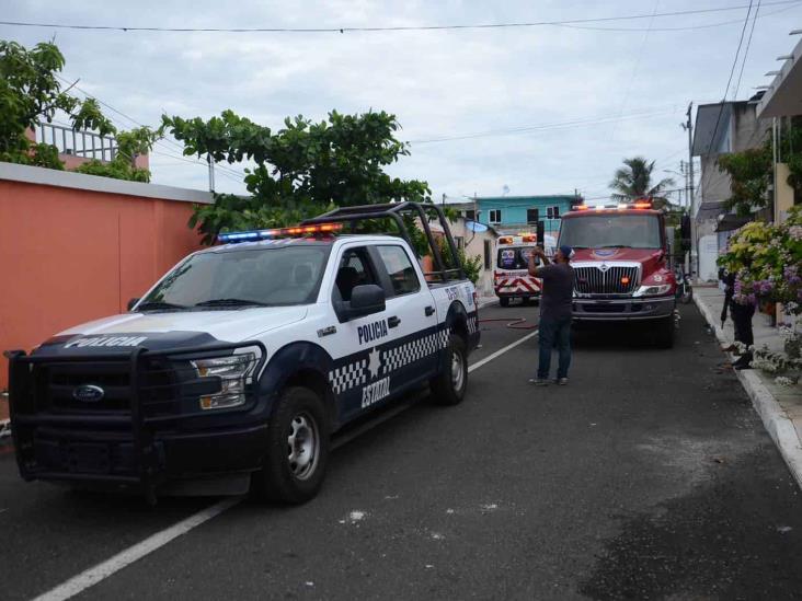 Se registra incendio al interior de vivienda en Boca del Río