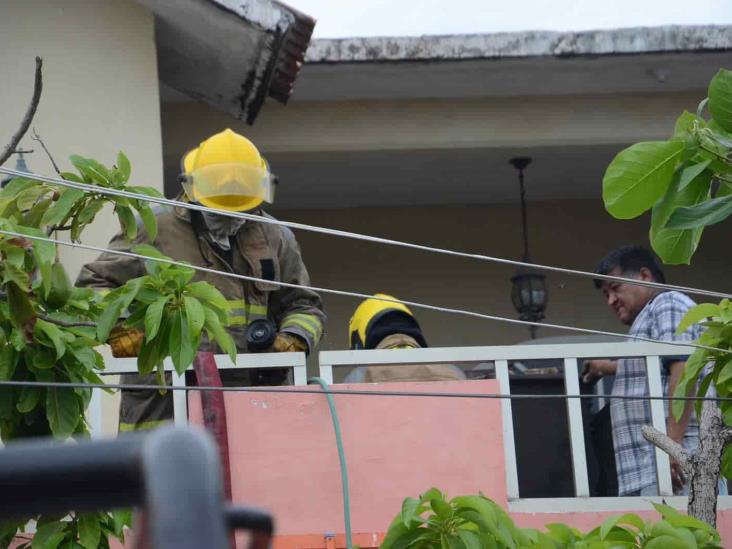 Se registra incendio al interior de vivienda en Boca del Río