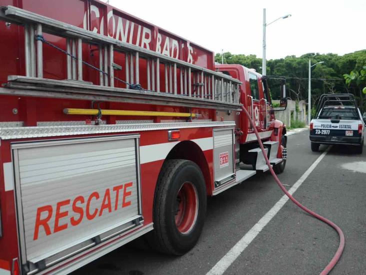 Se registra incendio al interior de vivienda en Boca del Río