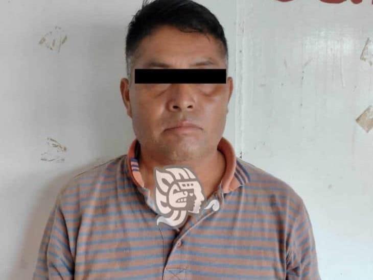 Exagente municipal detenido por violencia familiar en Acayucan