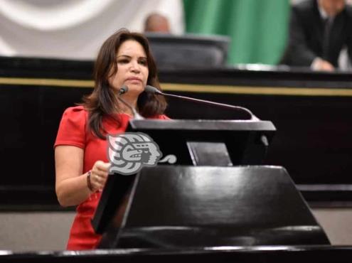 Propone Mónica Robles cambios para combatir la violencia contra las mujeres