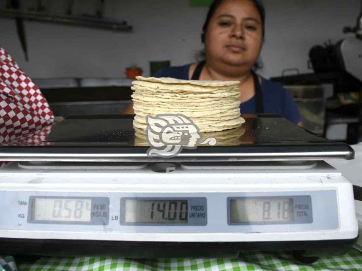 Xalapeños, en desacuerdo con el nuevo incremento en el precio de la tortilla
