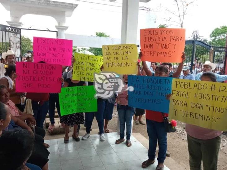 Piden justicia luego de trágica muerte de comerciantes en Uxpanapa