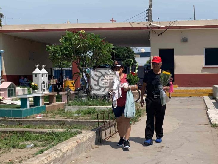 Festejo al padre; un día cualquiera