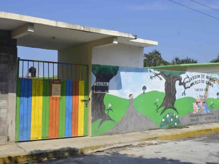 Atrapan a sujeto que intento robar cables en una escuela de Veracruz