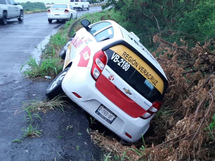 Ante falla mecánica se registra accidente en carretera federal 140 Veracruz-Xalapa