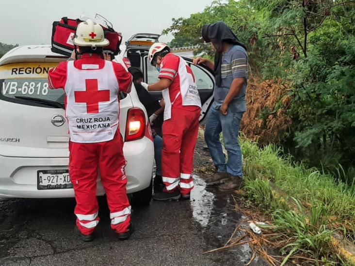 Ante falla mecánica se registra accidente en carretera federal 140 Veracruz-Xalapa