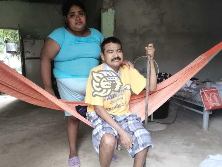 La diabetes le ha hecho la vida imposible a Miguel; requiere ayuda
