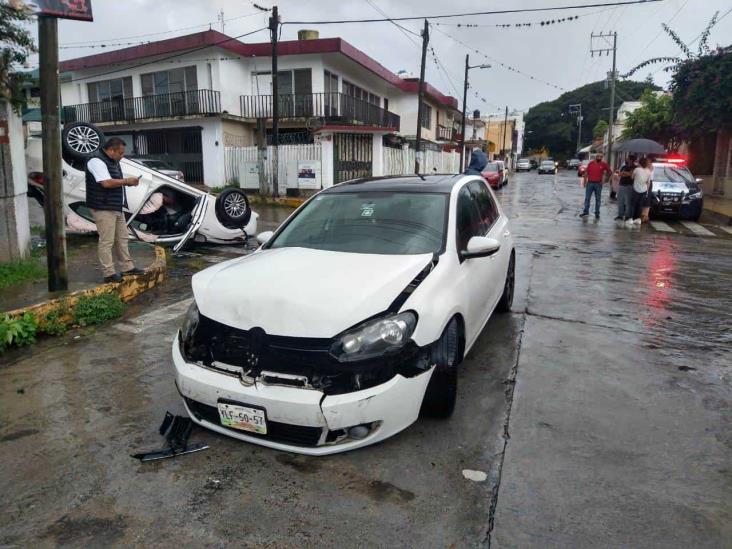 Choque entre dos vehículos dejó a mujer severamente lesionada en Córdoba