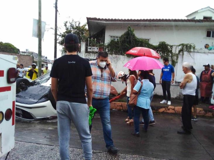 Choque entre dos vehículos dejó a mujer severamente lesionada en Córdoba