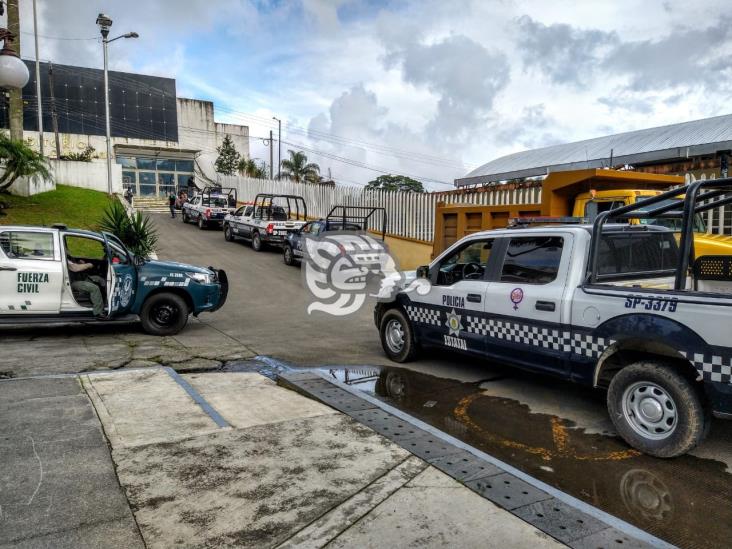 Pobladores balean e incendian a hombre en La Perla