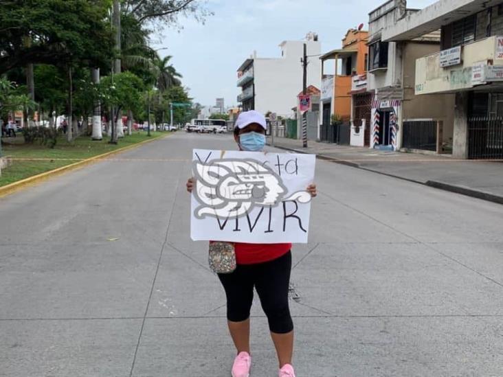 Padres de pequeños con cáncer toman Avenida Díaz Mirón y La Fragua