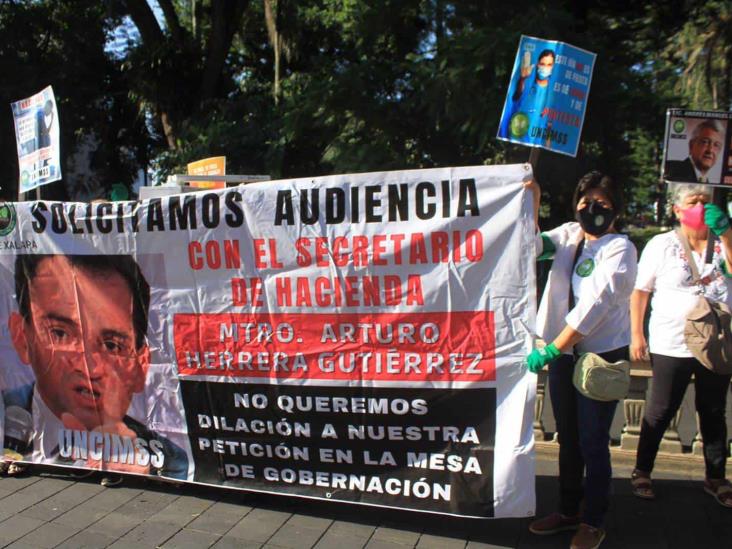 En Xalapa, pensionados denuncian que Afores les retienen ahorros de cesantía y vejez