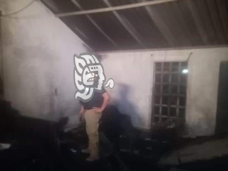 Corto circuito genera incendio en vivienda de Orizaba