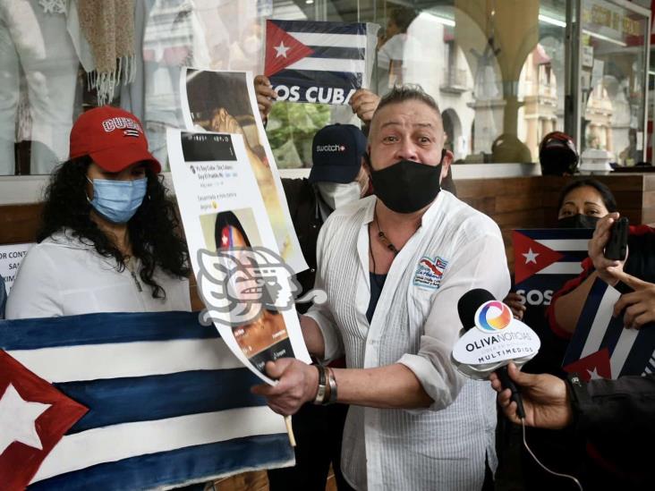En Xalapa, respaldan marchas por la libertad de Cuba