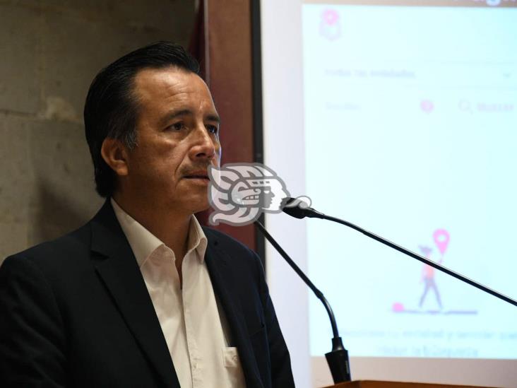 Confirma gobernador arribo de más vacunas a Veracruz; son para sector 30-39