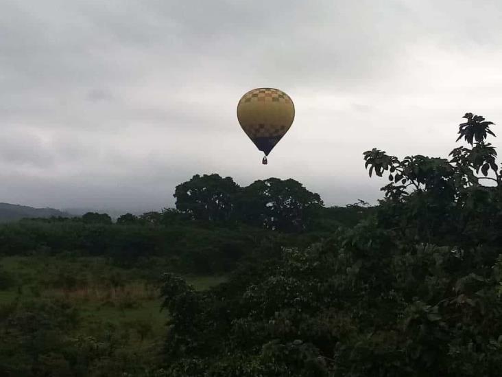 Hacen pruebas de globos aerostáticos, previo a Festival del Globo Tratados de Córdoba