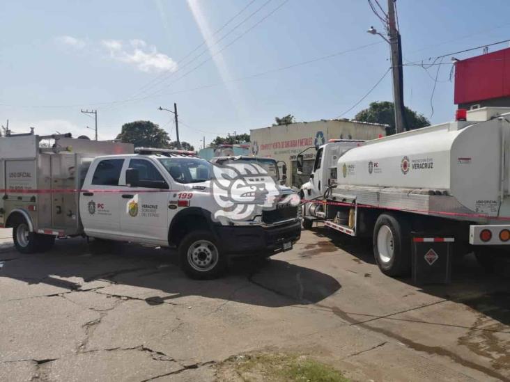 Incendio en chatarrera moviliza a PC y Bomberos en Coatzacoalcos