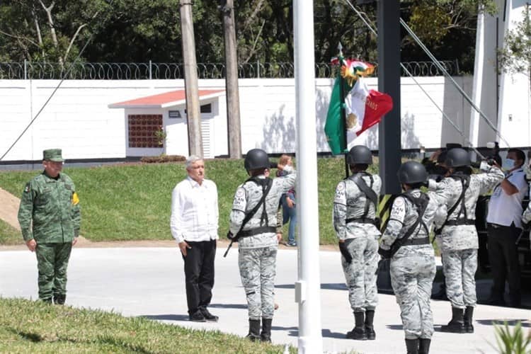 En Veracruz se ha avanzado mucho; Cuitláhuac da un buen ejemplo: AMLO